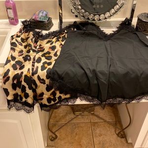 Camisole silk black and Tiger or cheetah small
